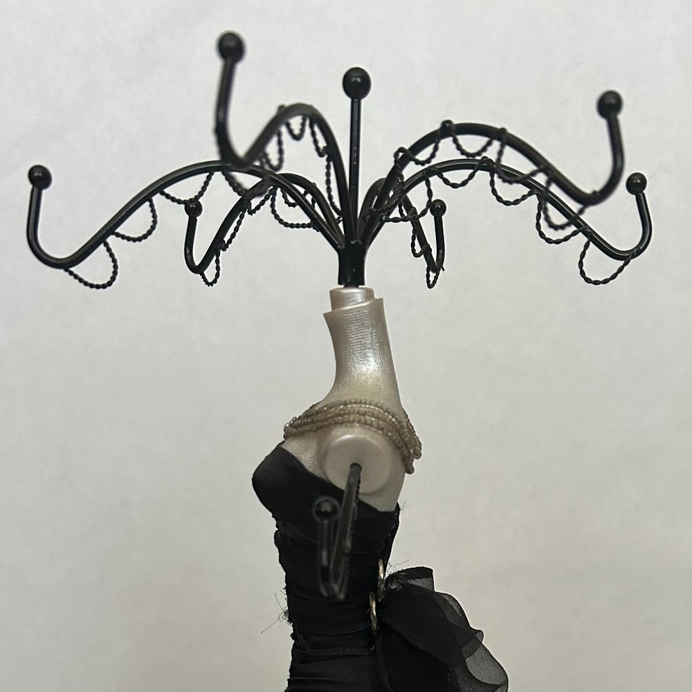 Breakfast at Tiffany's Necklace Bracelet Earring Jewelry Stand Necklace Holder - Picture 7 of 15